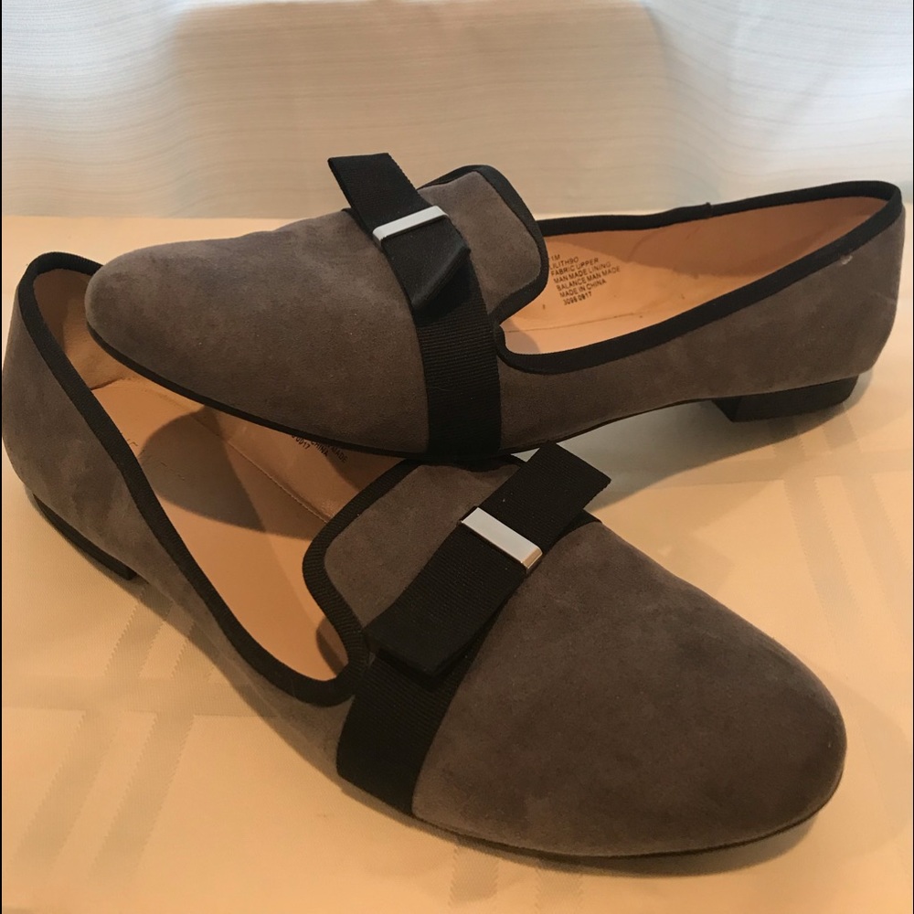 Nine West loafer with bow accent